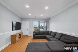 15-19 Tichenor 403, Newark, NJ 07114 - Photo 12