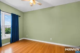 15-19 Tichenor 403, Newark, NJ 07114 - Photo 18