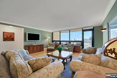 800 Palisade Avenue 901 #901, Fort Lee, NJ 07024 - Photo 8