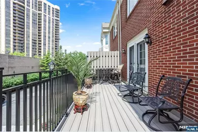 10 Lenox Court, Fort Lee, NJ 07024 - Photo 36