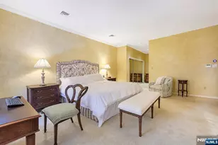 10 Lenox Ct, Fort Lee, NJ 07024 - Photo 16