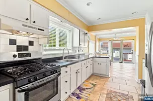 31 Meade St, West Orange Township, NJ 07052 - Photo 4