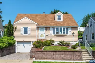 123 6th St, Wood Ridge, NJ 07075 - Photo 1