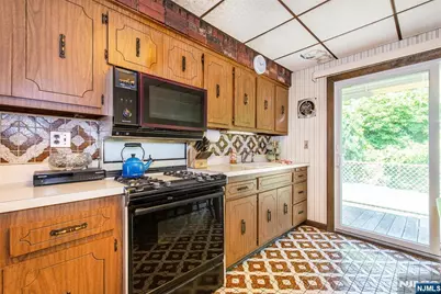 123 6th Street, Wood Ridge, NJ 07075 - Photo 8