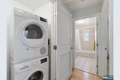70 Munn Avenue 413 #413, East Orange, NJ 07018 - Photo 14