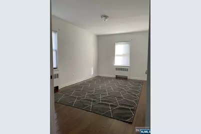 2165C N Central Road C #C, Fort Lee, NJ 07024 - Photo 10
