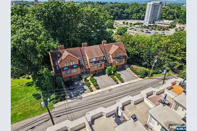 486 West Street, Fort Lee, NJ 07024 - Photo 28
