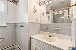71 Malcolm Rd, Mahwah, NJ 07430 - Photo 14