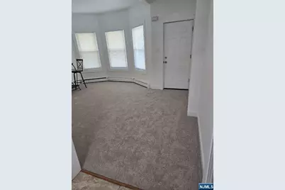 125 Dalton Street, Roselle Park, NJ 07204 - Photo 8