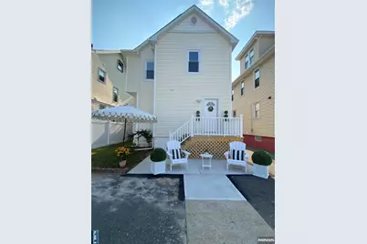 125 Dalton Street, Roselle Park, NJ 07204 - Photo 32