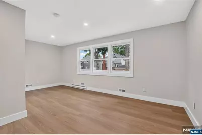 133 Phelps, Bergenfield, NJ 07621 - Photo 12