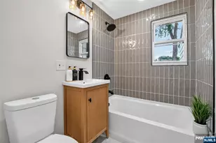133 Phelps, Bergenfield, NJ 07621 - Photo 10