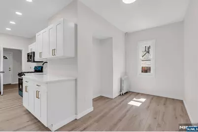 130 19th Avenue, Irvington, NJ 07111 - Photo 6