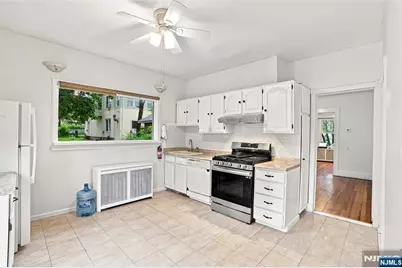 41 N 14th Street, Hawthorne, NJ 07506 - Photo 18