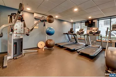 1300 Grand Street 316 #316, Hoboken, NJ 07030 - Photo 28