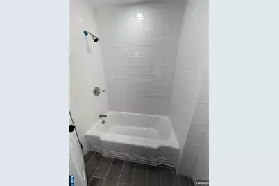 493 Beverly Road 1 #1, Teaneck Township, NJ 07666 - Photo 6