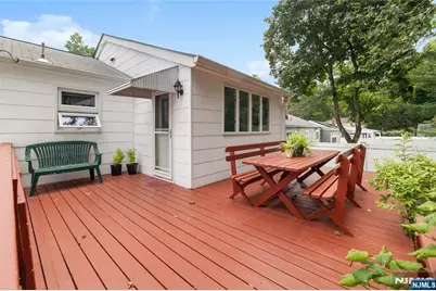 161 Dyer Avenue, Emerson, NJ 07630 - Photo 26