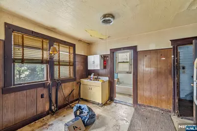 36 Pulaski Street, Bloomfield, NJ 07003 - Photo 8