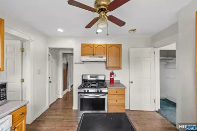 36 Pulaski Street, Bloomfield, NJ 07003 - Photo 26