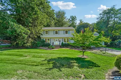 30 Arlton Avenue, Allendale, NJ 07401 - Photo 1