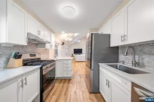 202 Henmarken Dr, Northvale, NJ 07647 - Photo 12