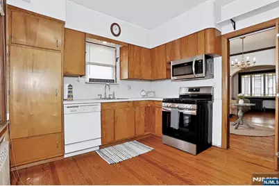 5-10 Hartley Place, Fair Lawn, NJ 07410 - Photo 12