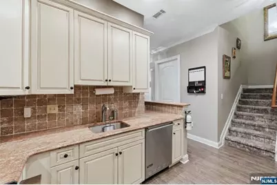 3315 The Plaza, Tenafly, NJ 07670 - Photo 2