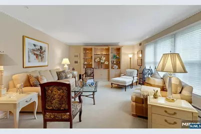 56 O Shaughnessy Lane, Closter, NJ 07624 - Photo 10