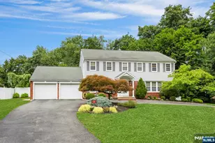 56 O Shaughnessy Ln, Closter, NJ 07624 - Photo 4