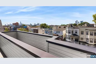 36 Lincoln Street 2 #2, Jersey City, NJ 07307 - Photo 26