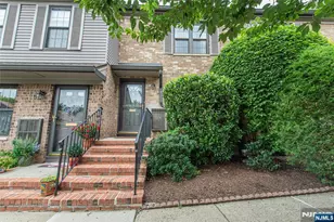 181 Long Hill Rd, Little Falls Township, NJ 07424 - Photo 2