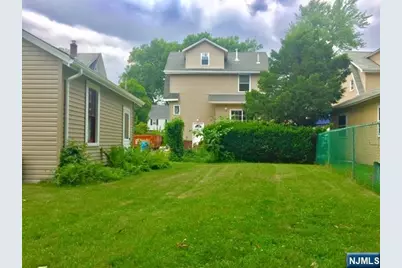 1249 Beaumont Avenue, Teaneck Township, NJ 07666 - Photo 22