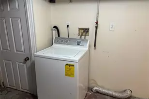 31 Farview Terrace 1st Floor, Paramus, NJ 07652 - Photo 10