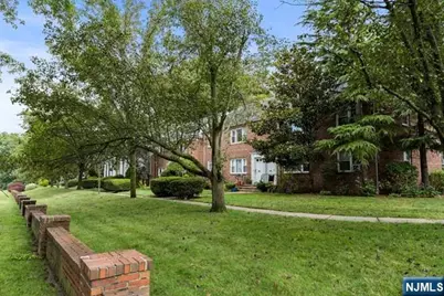 151 E Palisade Avenue F12 #F12, Englewood, NJ 07631 - Photo 14