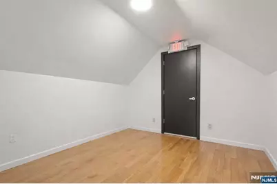 1618 Parker Avenue 2 #2, Fort Lee, NJ 07024 - Photo 8