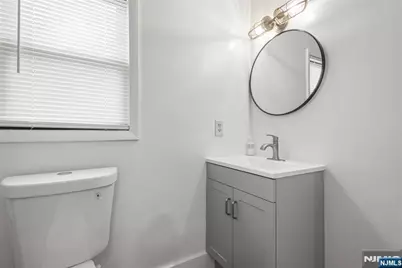 1618 Parker Avenue 2 #2, Fort Lee, NJ 07024 - Photo 10