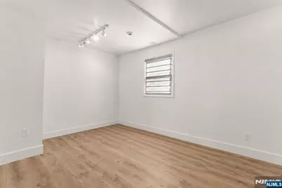 1618 Parker Avenue 2 #2, Fort Lee, NJ 07024 - Photo 4