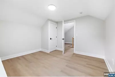 613 Hillcrest Road, Ridgewood, NJ 07450 - Photo 26