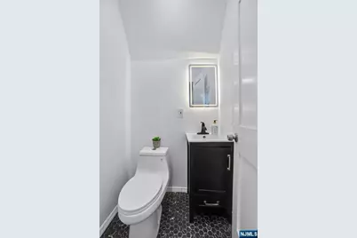 6 Norfolk Avenue, Maplewood, NJ 07040 - Photo 20