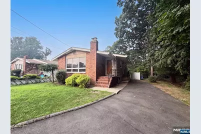 35 Dapp Court, Elmwood Park, NJ 07407 - Photo 20