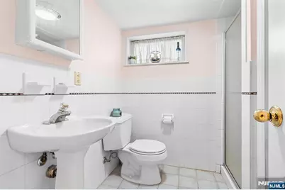 802 Martin Avenue, Oradell, NJ 07649 - Photo 20