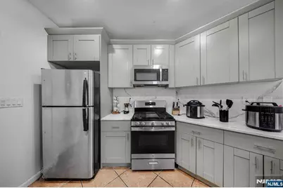 1425 48th Street, North Bergen, NJ 07047 - Photo 20