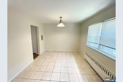 218 11th Street 2nd Floor #2nd Floor, Palisades Park, NJ 07650 - Photo 10
