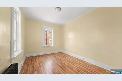 23 Farnham Avenue 2 #2, Garfield, NJ 07026 - Photo 6