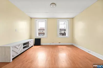 23 Farnham Avenue 2 #2, Garfield, NJ 07026 - Photo 8