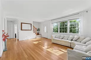 16-03 Radburn Rd, Fair Lawn, NJ 07410 - Photo 4