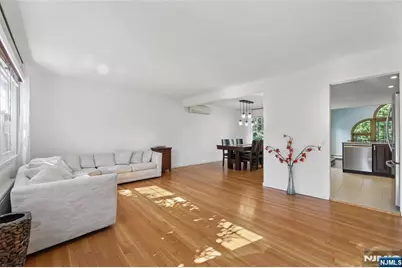16-03 Radburn Road, Fair Lawn, NJ 07410 - Photo 4
