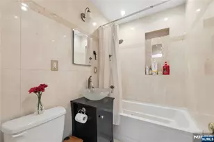 16-03 Radburn Rd, Fair Lawn, NJ 07410 - Photo 14