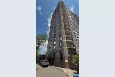 770 Anderson Avenue 20F #20F, Cliffside Park, NJ 07010 - Photo 2