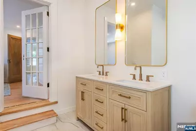 115 Overlook Terrace, Bloomfield, NJ 07003 - Photo 22